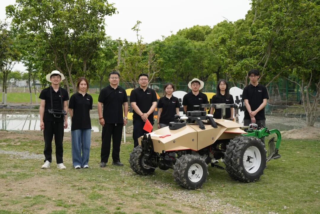 创新大赛（2025）总决赛获2金5银同济