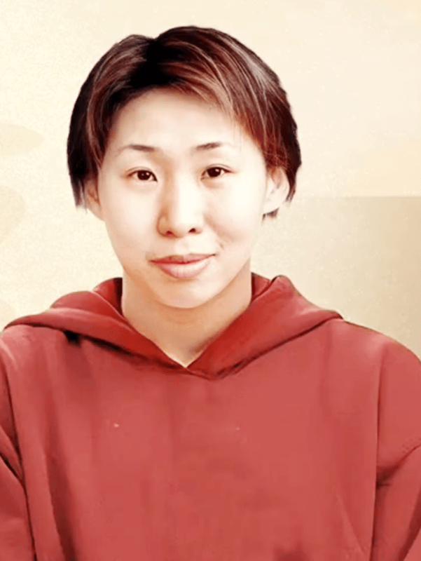 复出成主帅穿搭随性老公是军官“篮球女神”苗立杰退役嫁人又(图3)